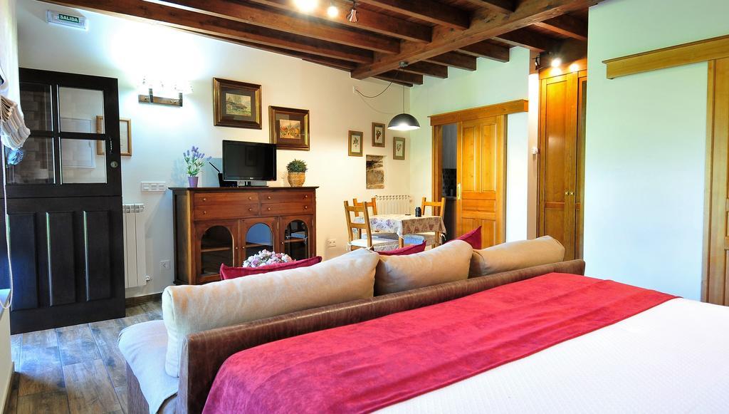 Apartamentos El llugarón Miravalles Exterior foto