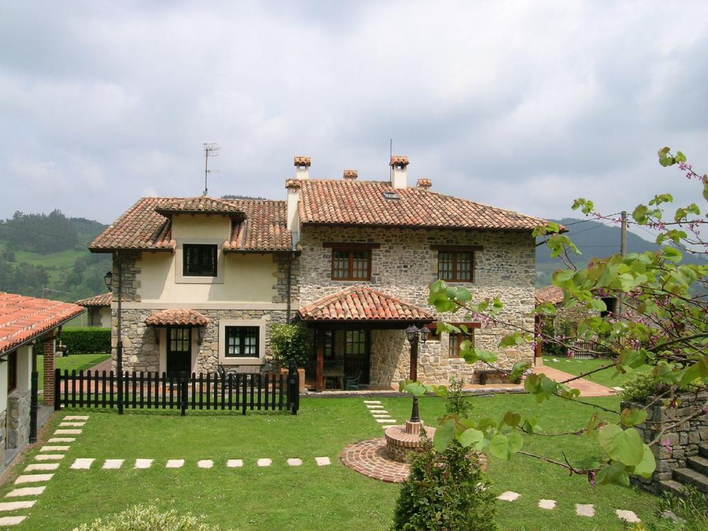 Apartamentos El llugarón Miravalles Exterior foto
